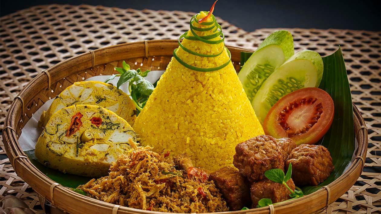 cara membuat nasi kuning