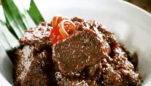 Aneka olahan daging sapi kering semur