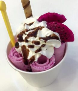 Cara Membuat Es Krim Roll Tanpa Mesin
