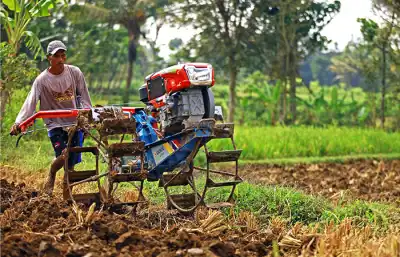 Fungsi Hand Tractor Di Pertanian Meningkatkan Produktivitas