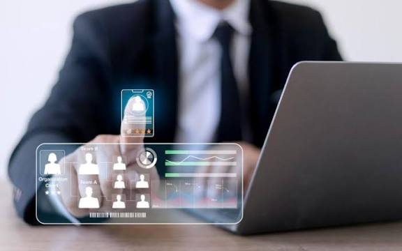 peran database karyawan dalam pengambilan keputusan hrd