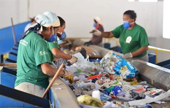 Teknologi Hijau Pengolahan Plastik